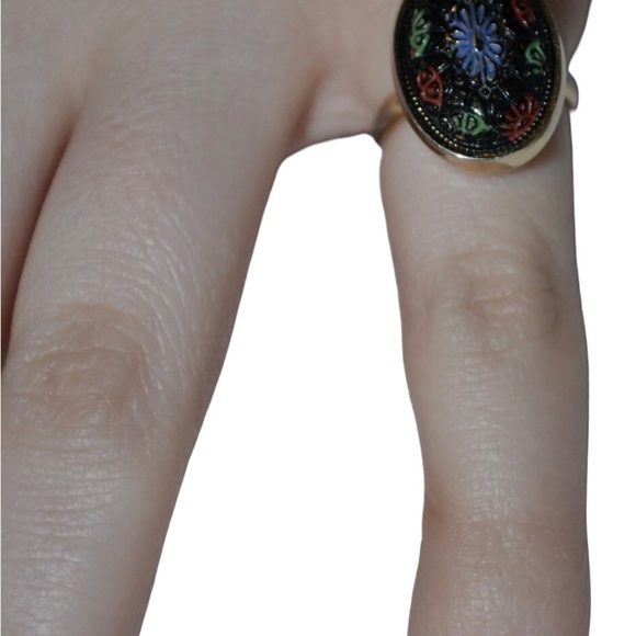 Sarah Coventry 1970’s Ring “Light of the East” VTG Bohemian Ring Sz. 5 beautiful - Picture 6 of 6